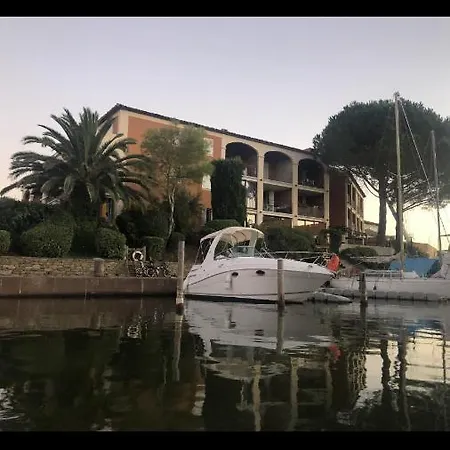 Le Phare Apartament *